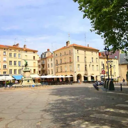 Apartment Les Dames De Saint Epvre Nancy
